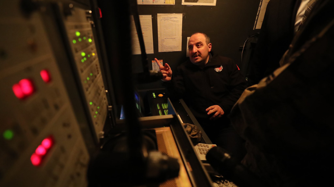 Bakan Varank'tan sınırda Mehmetçiğe ziyaret