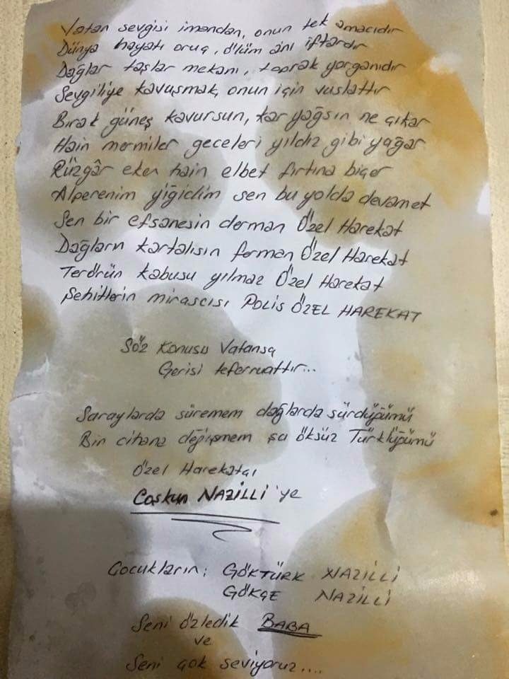 Şehidin üzerinden çıkan kanlı mektup ağlattı Şehidin üzerinden çıkan kanlı mektup ağlattı