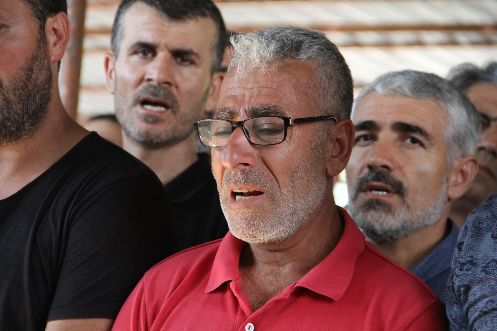 Babanın eş cinayetini kurban giden kızına son vedası yürek burktu