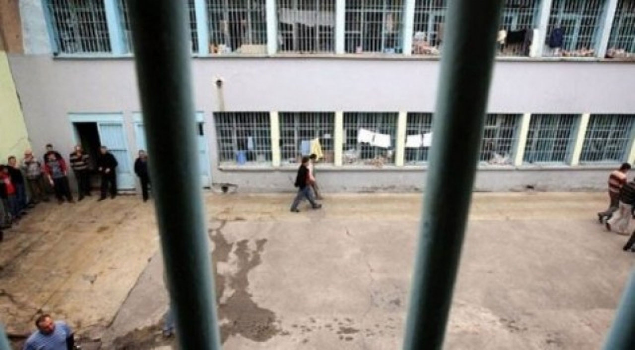 Ceza İnfaz Yönetmeliği değişti, 'çıplak arama' ibaresi kaldırıldı