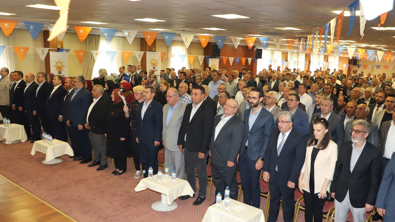 Veysel Eroğlu: Eskiden akaryakıt kuyrukları vardı ve uzaydan bile görülebiliyordu