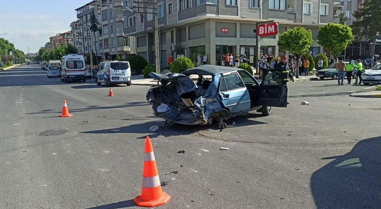 Çorum'da freni boşalan vinç dehşet saçtı! 2 ölü