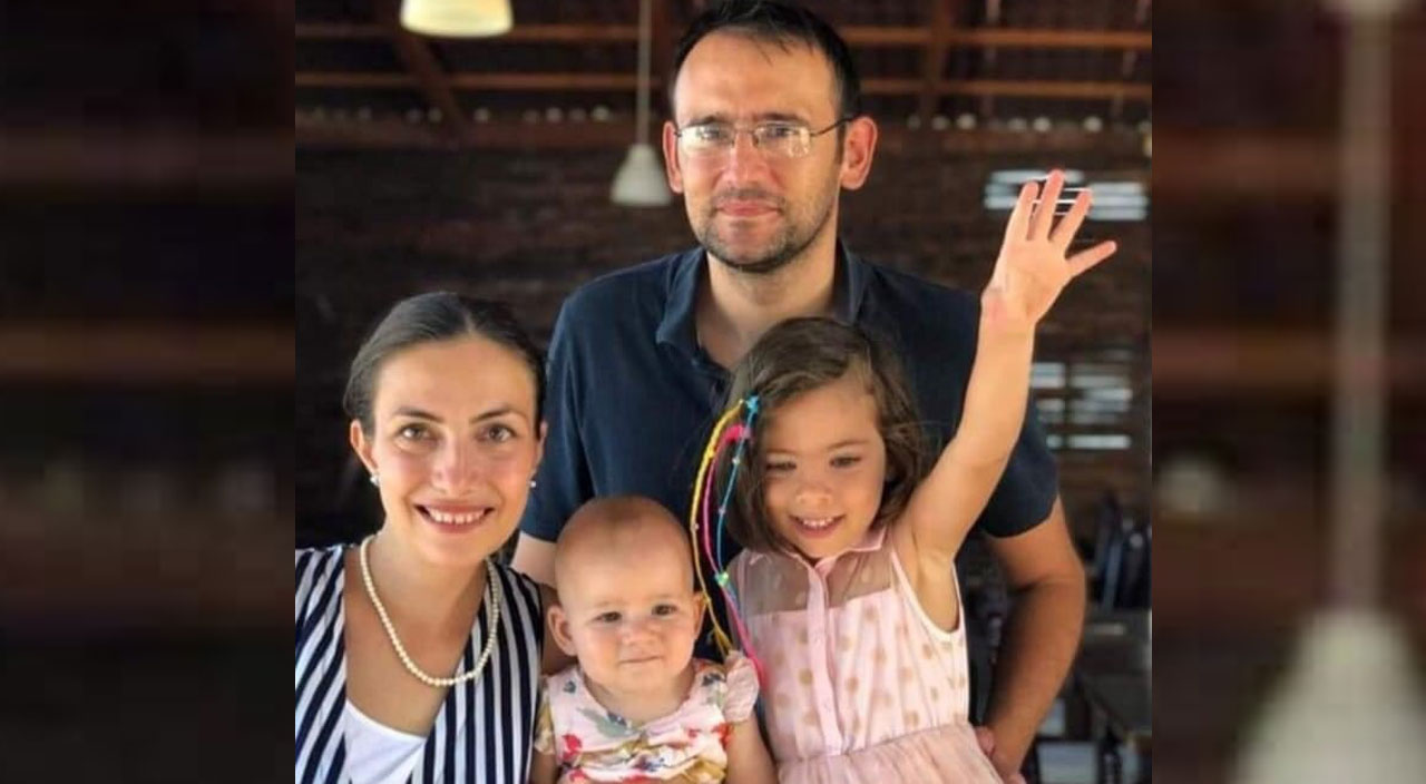 Helikopter kazasında ölen Eczacıbaşı'nın çalışanlarına acı veda! Gözyaşları sel oldu Helikopter kazasında ölen Eczacıbaşı'nın çalışanlarına acı veda! Gözyaşları sel oldu