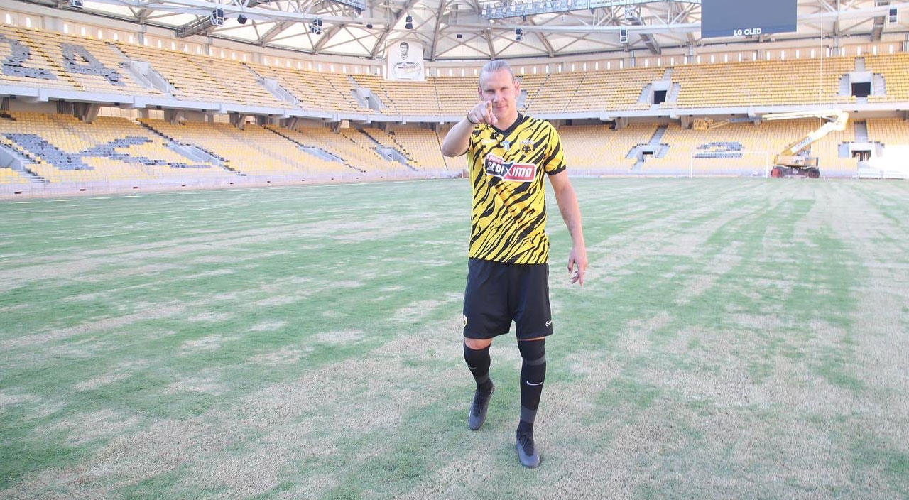 Domagoj Vida resmen AEK'de! Beşiktaş'tan istediği parayı Yunan kulübü verdi... Domagoj Vida resmen AEK'de! Beşiktaş'tan istediği parayı Yunan kulübü verdi...
