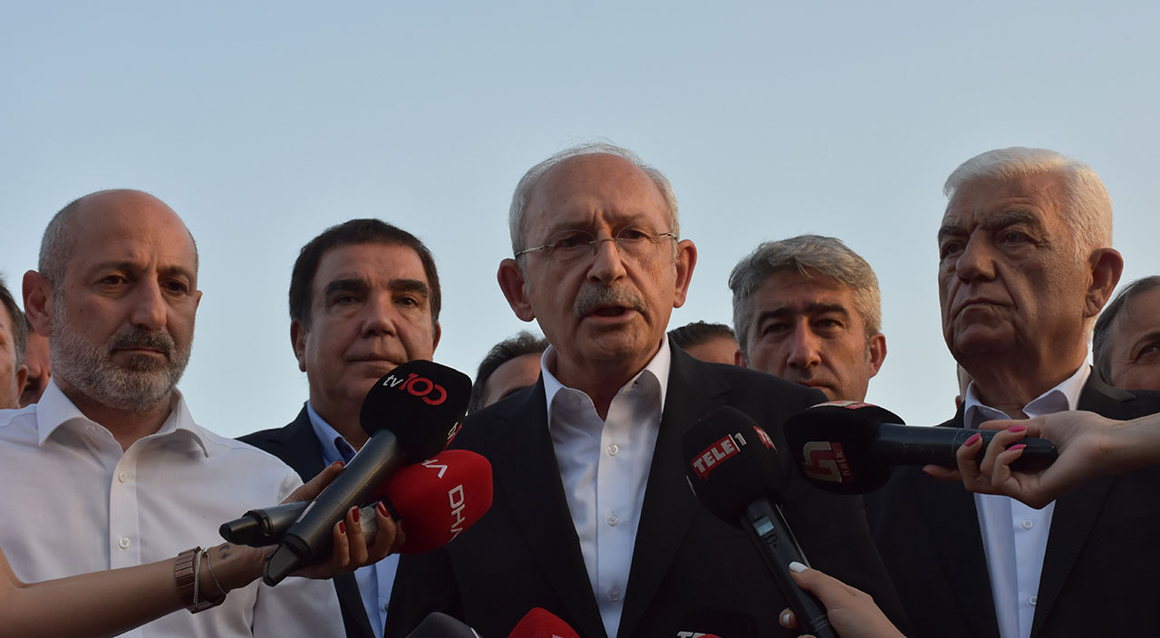 Marmaris'teki yangında 3. gün! Yangın büyük oranda kontrol altına alındı Marmaris'teki yangında 3. gün! Yangın büyük oranda kontrol altına alındı