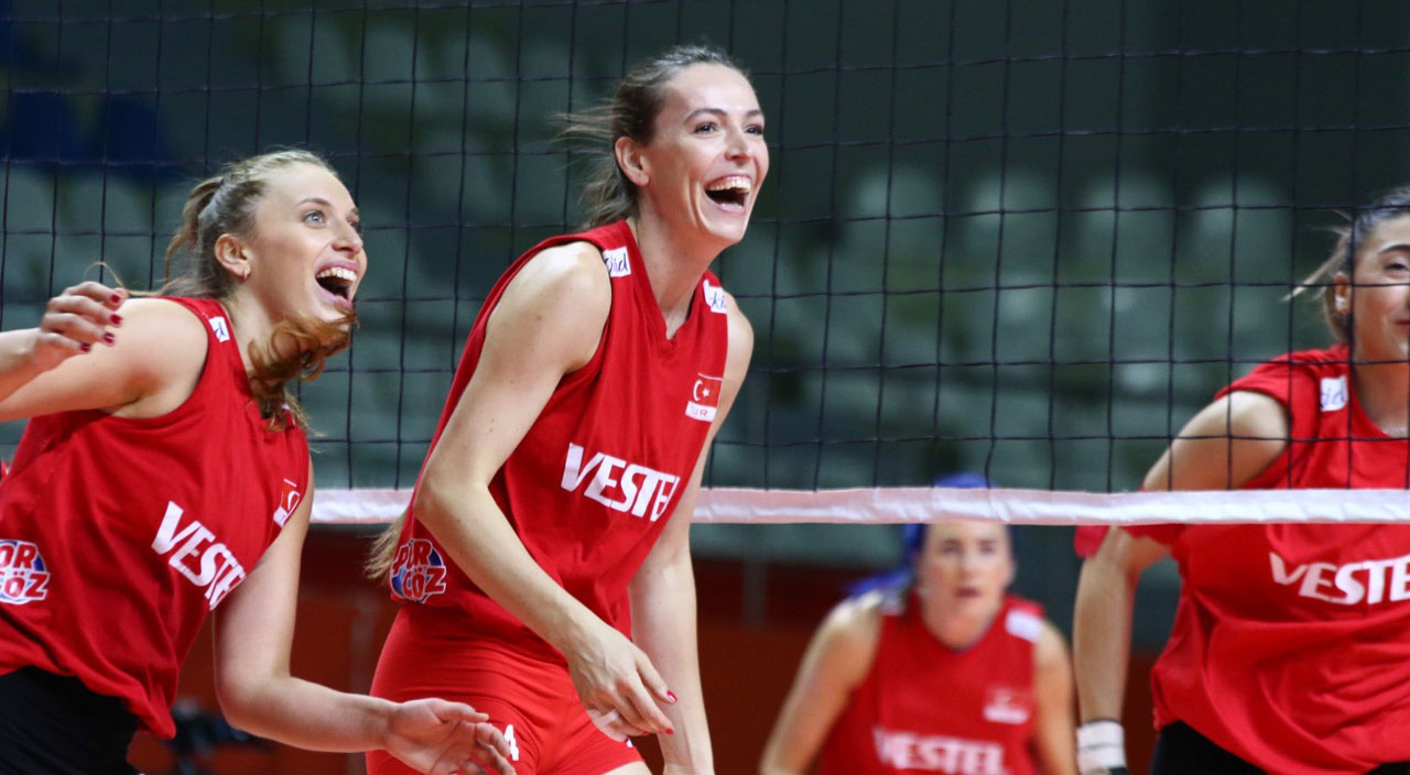 Filenin Sultanları FIVB Dünya Şampiyonası'ndan madalyayla dönmek istiyor, başarılar Milli Takım Filenin Sultanları FIVB Dünya Şampiyonası'ndan madalyayla dönmek istiyor, başarılar Milli Takım
