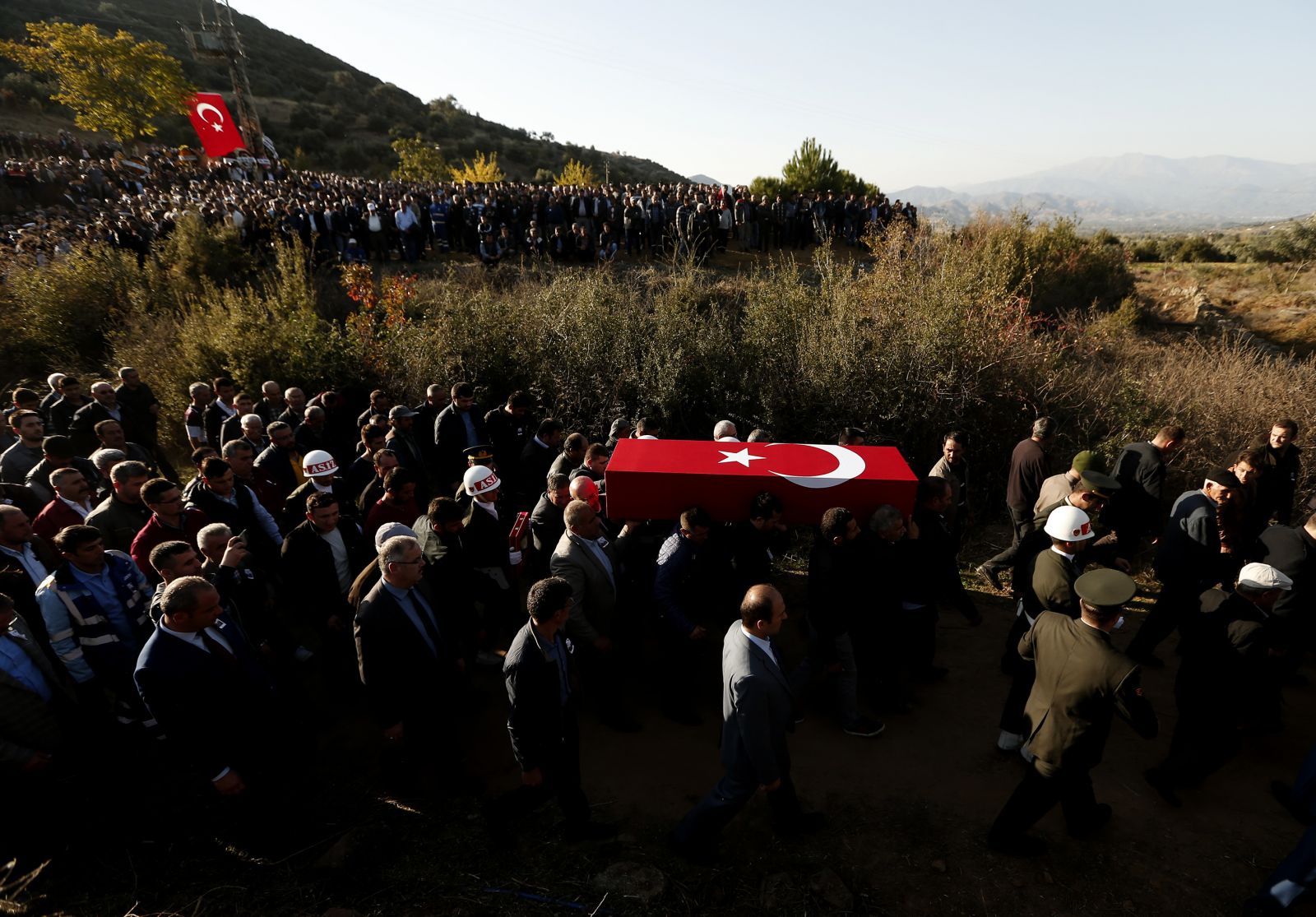 Şehit Mehmet Sakallı'ya veda