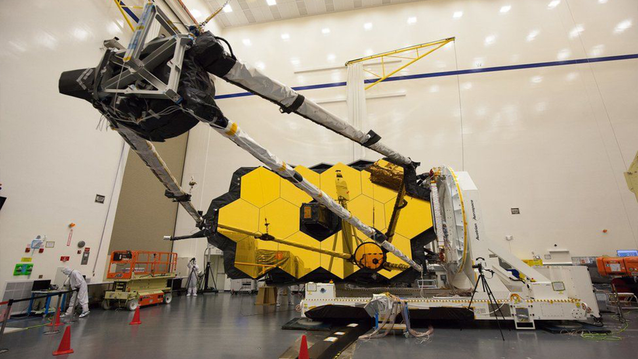 NASA, James Webb Uzay Teleskobu'nun güneş kalkanını açtı