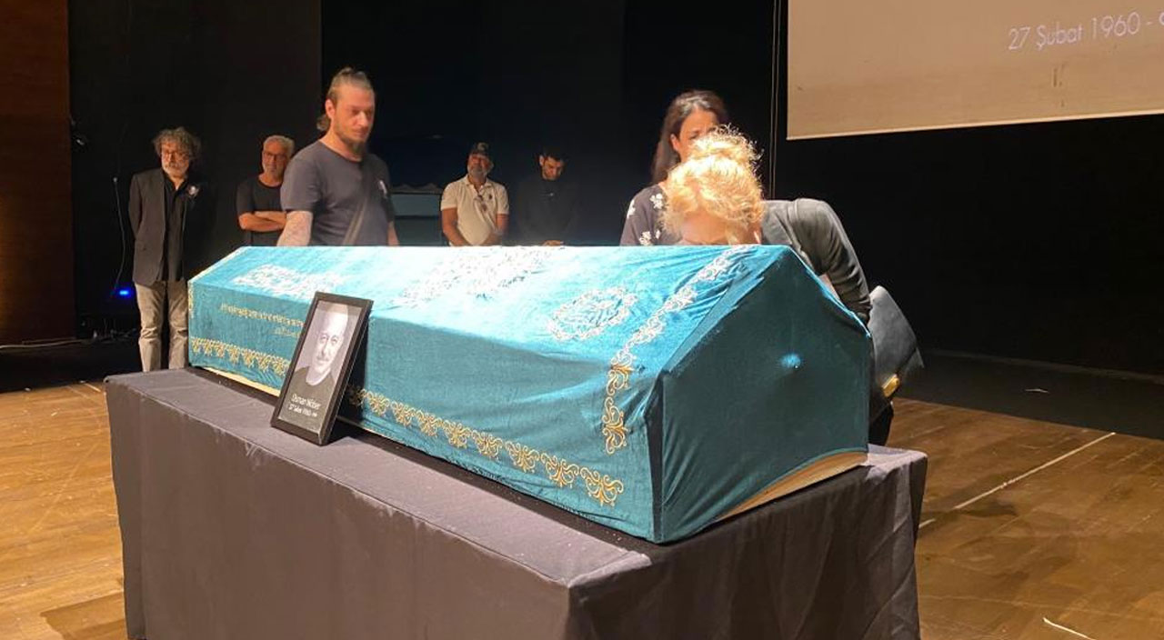 Hayatını kaybeden Osman Wöber için tören düzenlendi Hayatını kaybeden Osman Wöber için tören düzenlendi