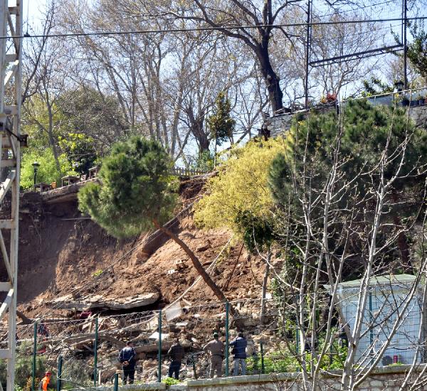Gülhane Parkı'nda duvar çöktü! 1 ölü