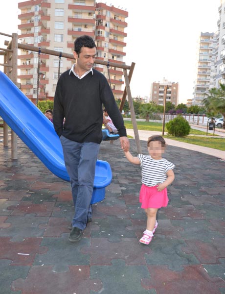 Tuanna, babasıyla çok mutlu