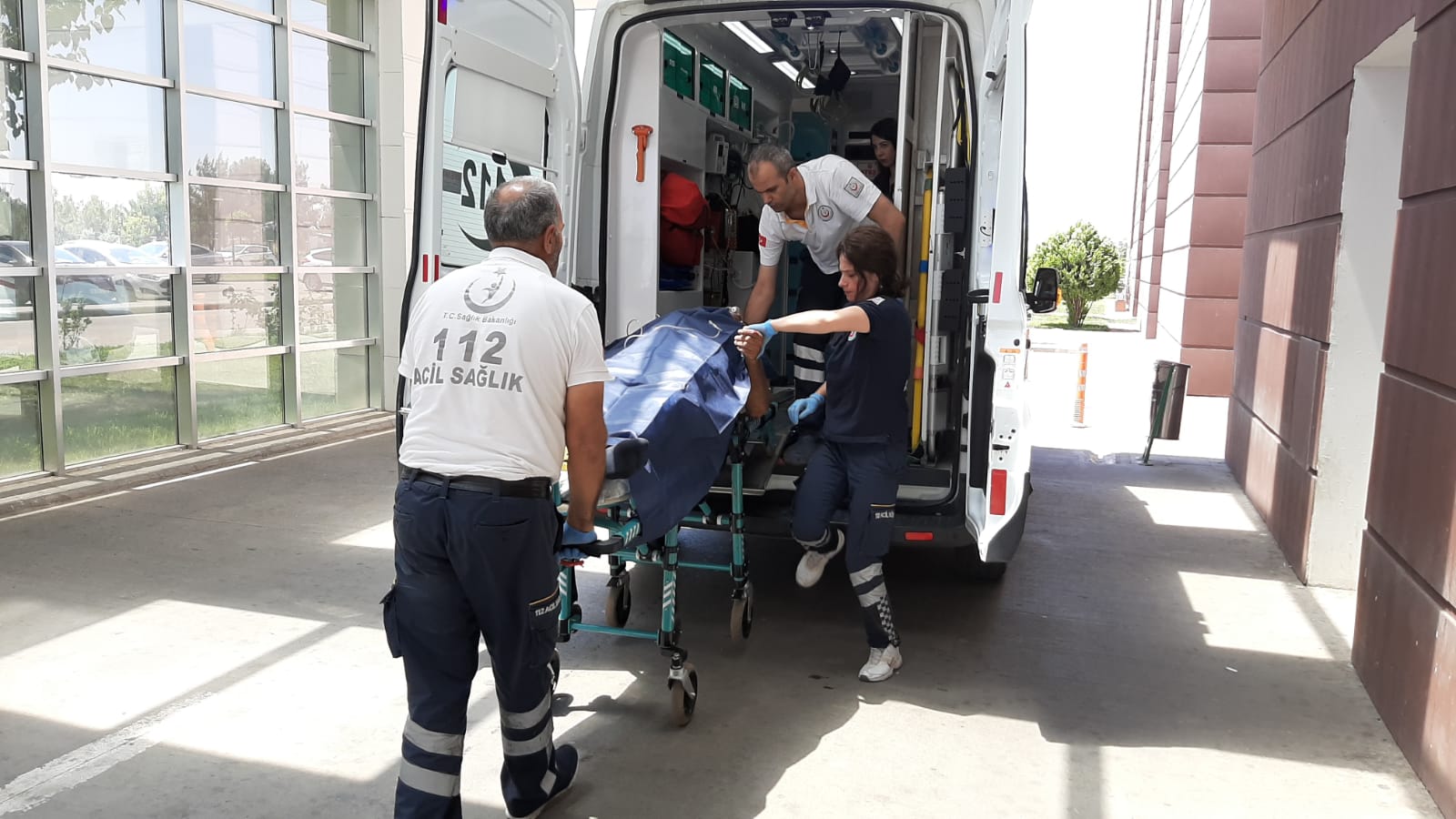Feci kaza! Yakıt tankeri şarampole uçtu: 1 kişi hayatını kaybetti Feci kaza! Yakıt tankeri şarampole uçtu: 1 kişi hayatını kaybetti