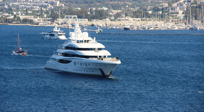 Cimri milyonerler yakıt için Bodrum’a geliyor