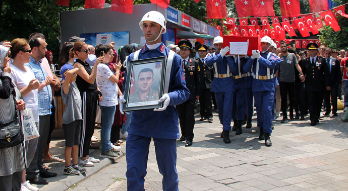 Yalova şehidini uğurladı