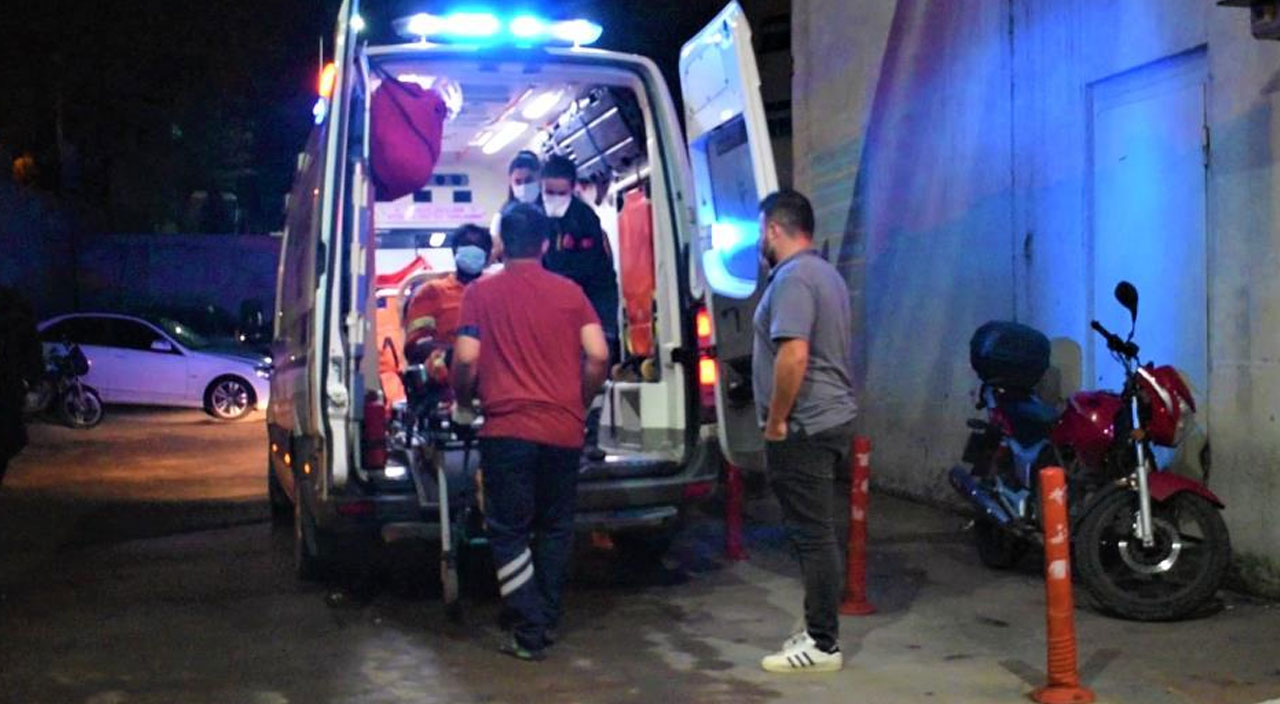 Yüzüne kimyasal madde sıçrayan gemi personeli hastaneye kaldırıldı Yüzüne kimyasal madde sıçrayan gemi personeli hastaneye kaldırıldı