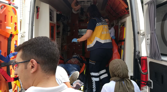 Mal sahibi olduğu binayı ikinci kez yakmaya çalışırken darp edildi