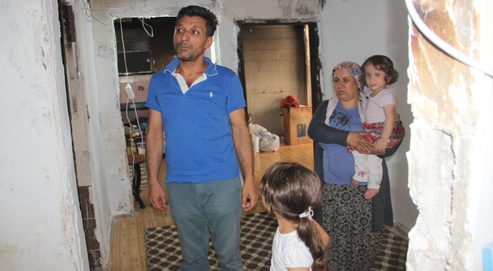 Evleri yangında kül oldu: Yardım bekliyorlar...