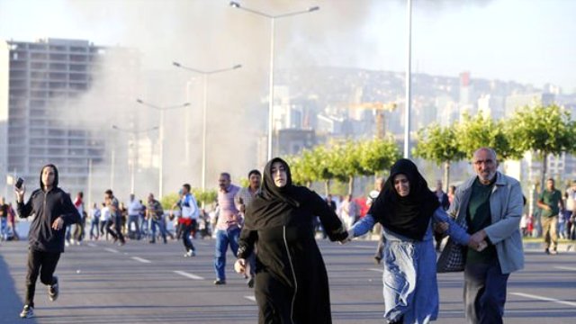 Hafif yaralı 15 Temmuz gazilerine yüklü tazminat ve istihdam hakkı!