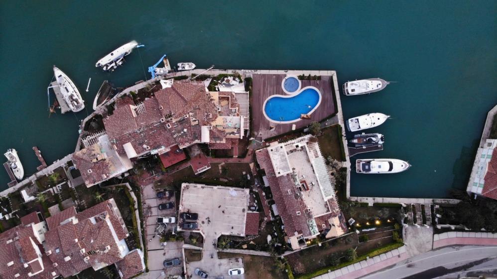 Hortum sonrası korkutan kareler: Bomba patlamış gibi görüntü oluştu