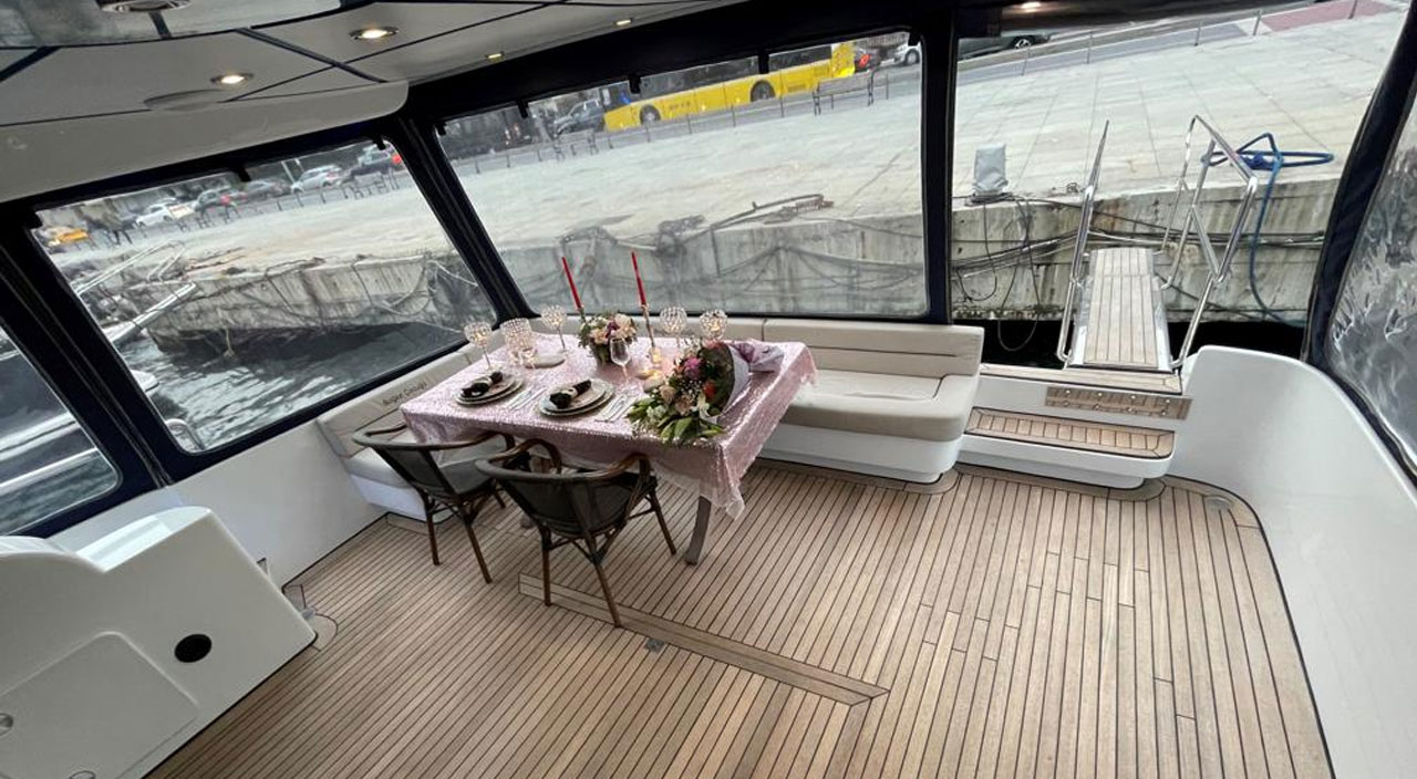 İstanbul'da güvenilir yat kiralama şirketi Boğaz Çocuğu