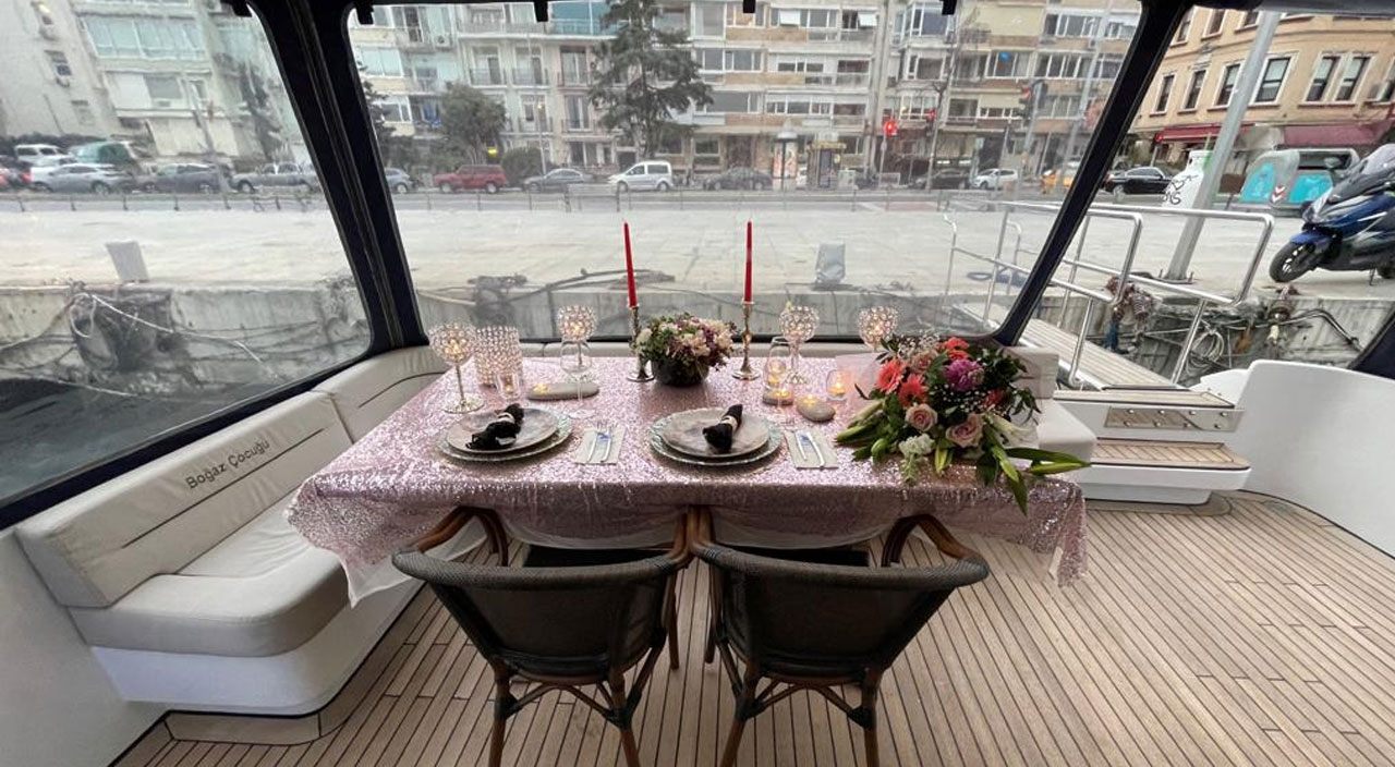 İstanbul'da güvenilir yat kiralama şirketi Boğaz Çocuğu