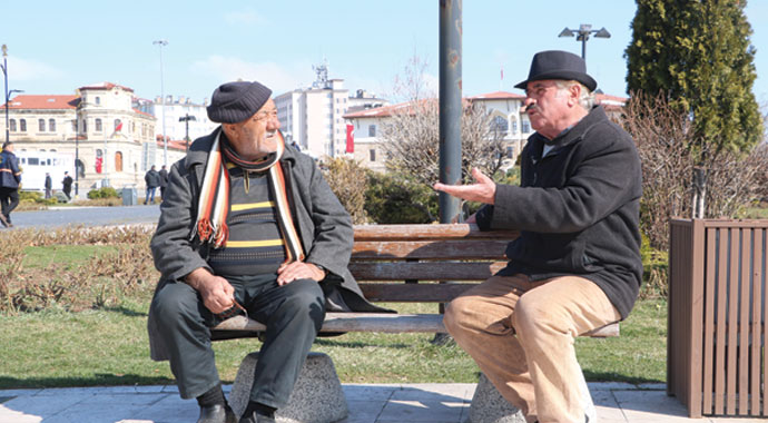 Belediye yaşlılar için koronovirüs önlemi aldı, yaşlıların verdikleri tepki herkesi şok etti