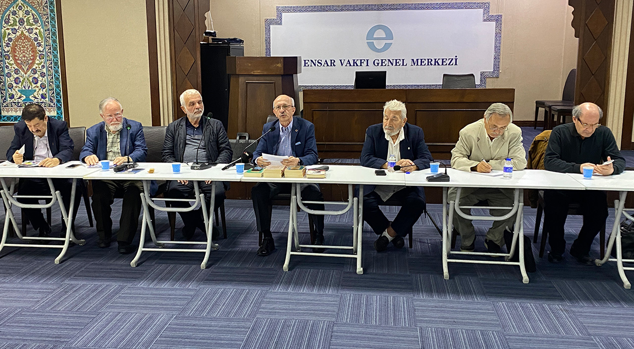 Asrın Yesevi'si Seyyid Ahmet Arvasi vefatının 33'üncü yılı seneyi devriyesinde anıldı