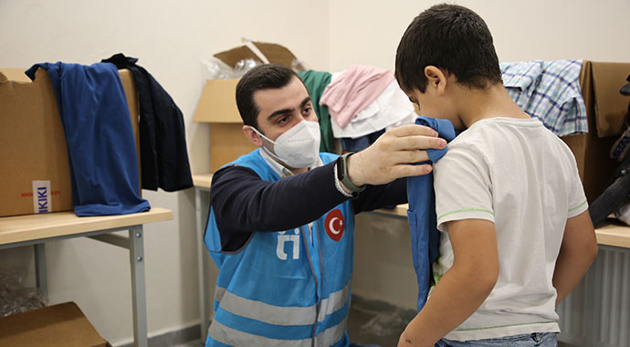 Dünya yetimleri bizi bekliyor