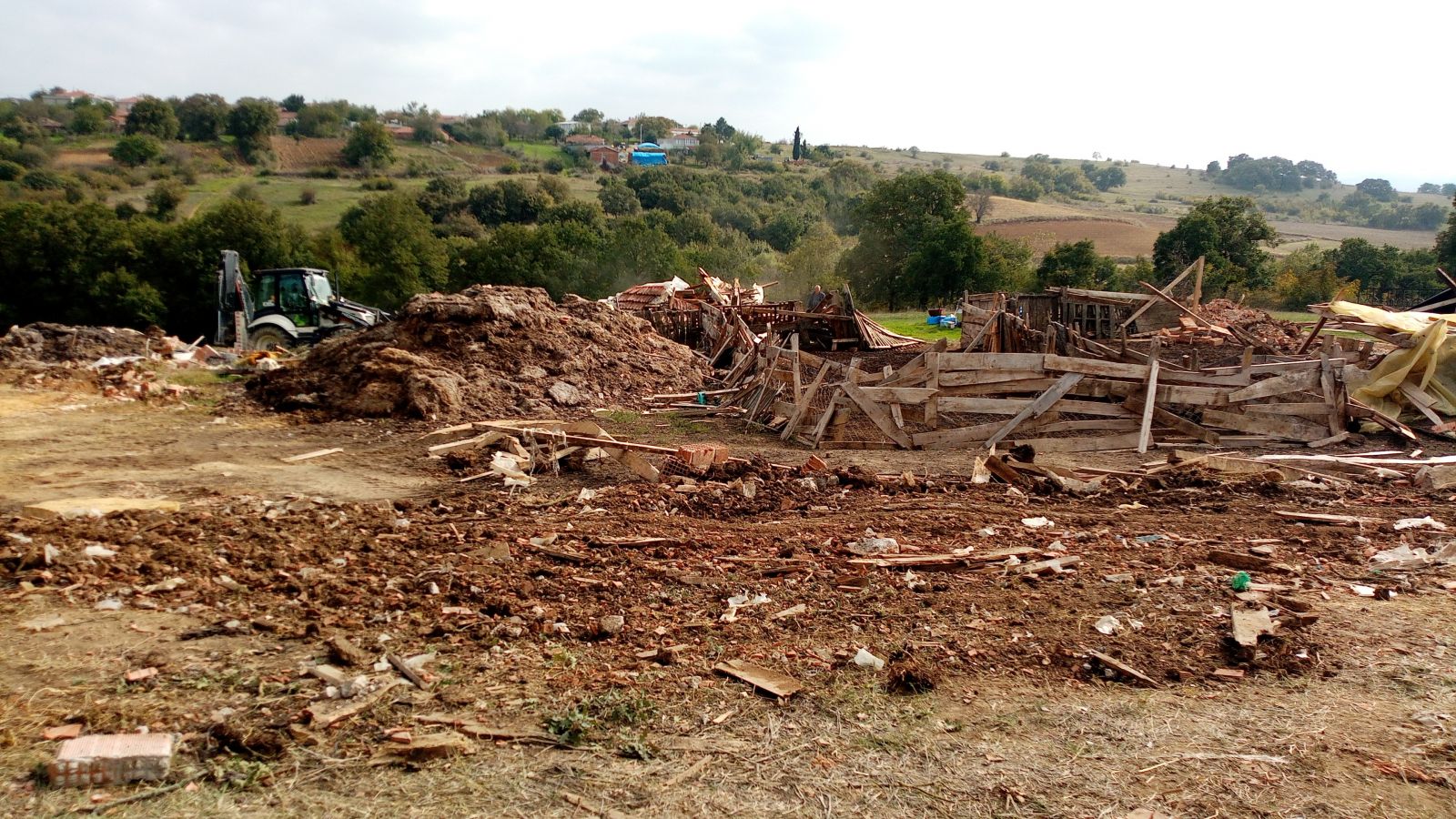 70 yaşındaki kadın yıkım kararını duyunca yere kapanıp ağladı