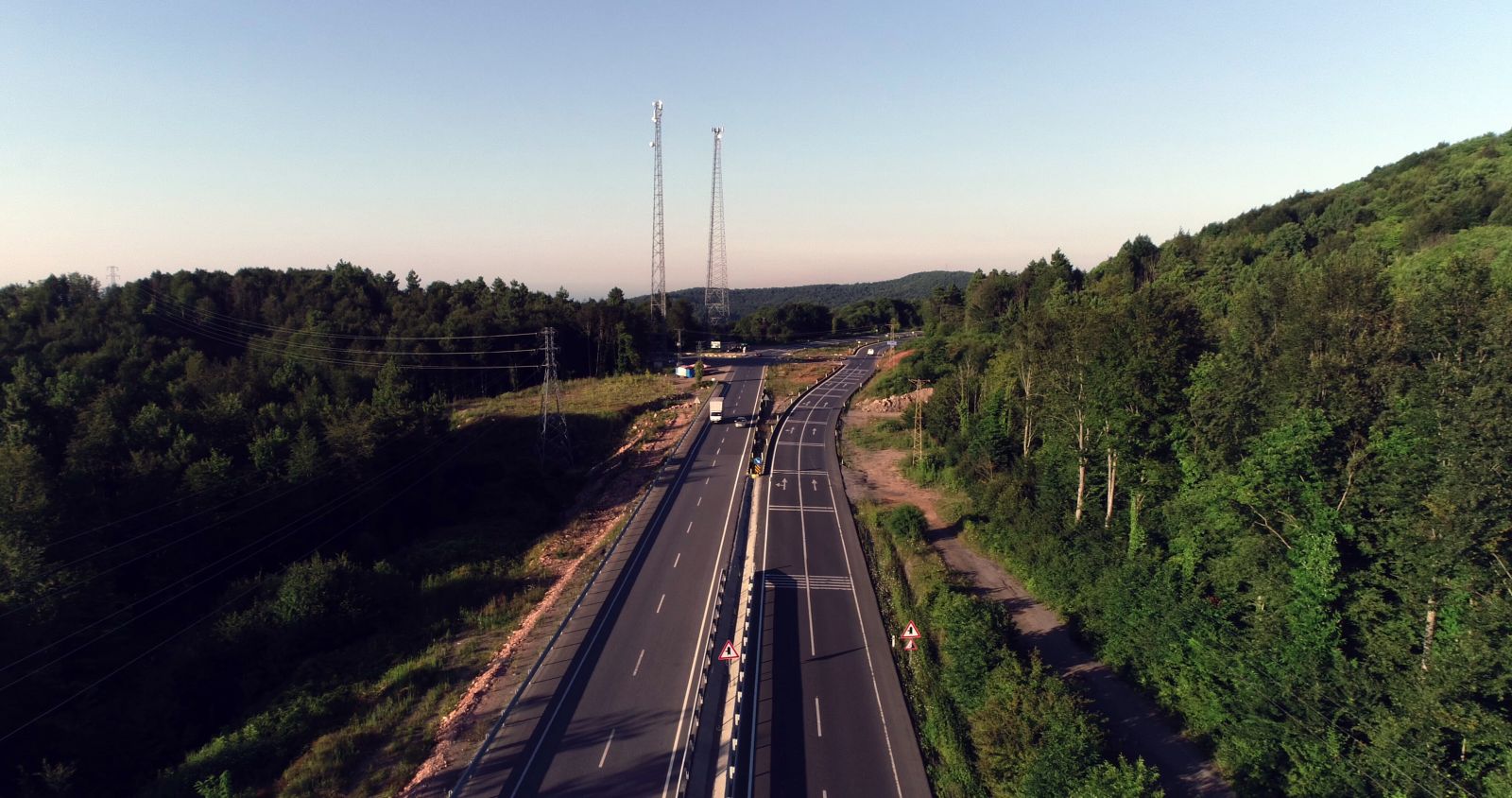 45 yıllık rüya sona erdi! 36 km’lik duble yol hizmete açıldı 45 yıllık rüya sona erdi! 36 km’lik duble yol hizmete açıldı