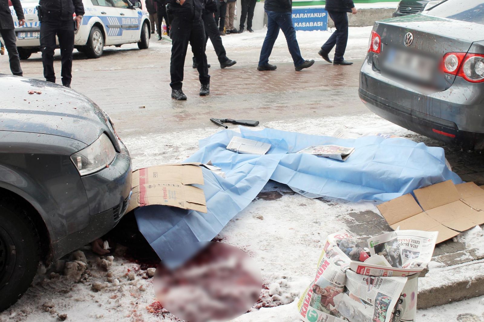 Boşandığı eşini öldürüp intihar etti