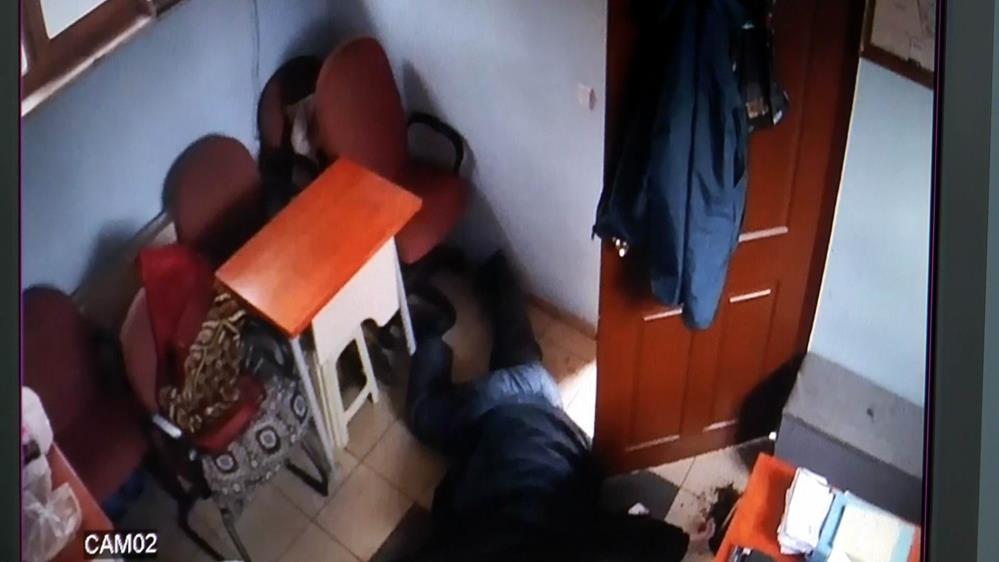 Yardım başvurusuna geldiği muhtarlıkta kalp krizinden hayatını kaybetti