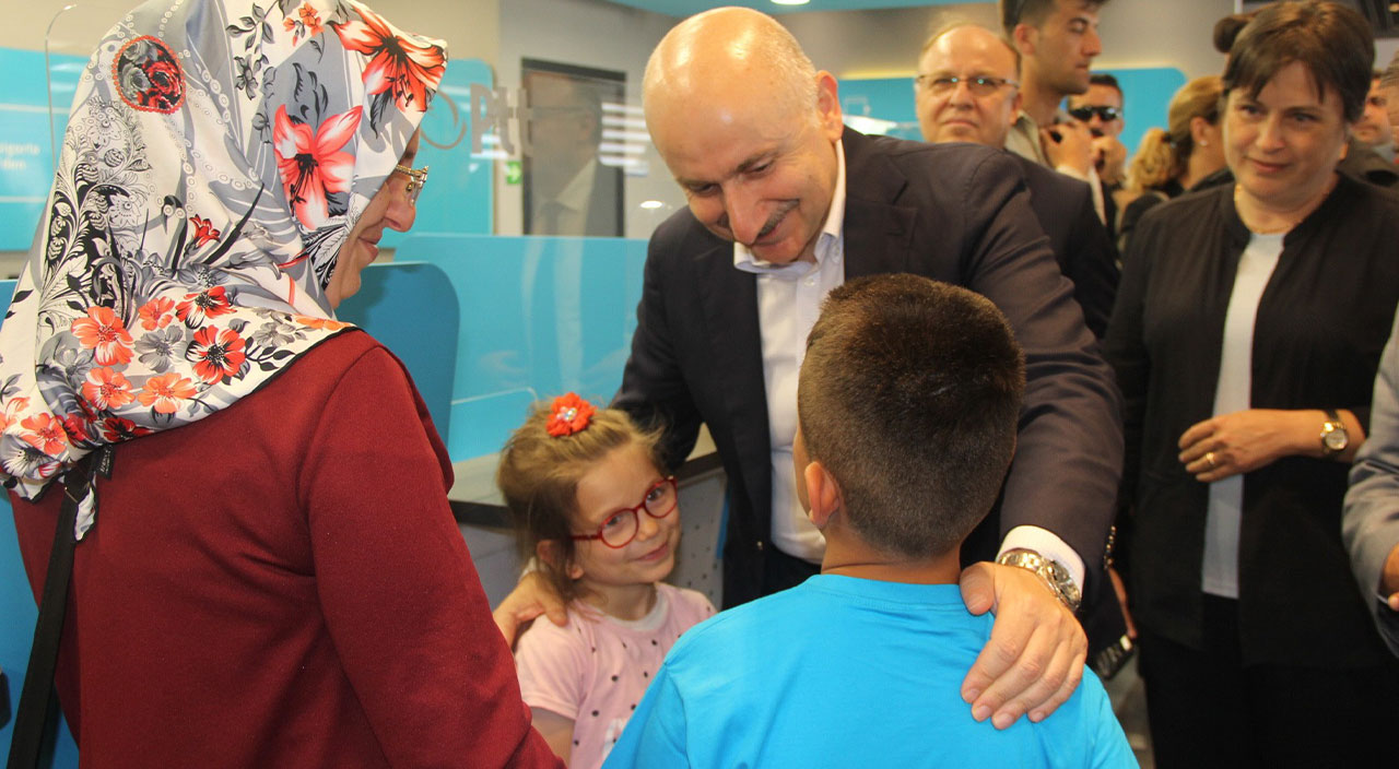 Bakan Karaismailoğlu: Altılı masanın altında başkaları üstünde başkaları var