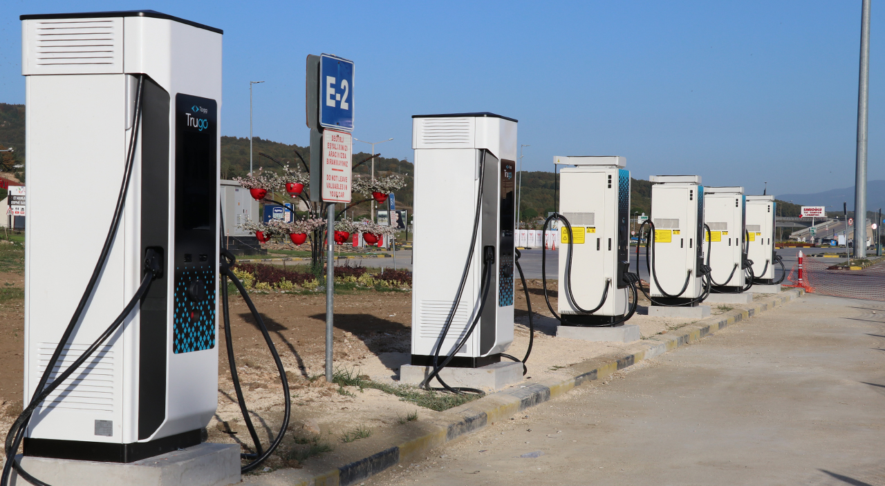 Togg duyurdu: Şarj cihazları tüm araçlara açık olacak