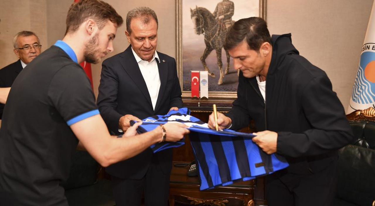Javier Zanetti Mersin'de... İnter efsanesi Mersin BŞB Başkanı Vahap Seçer'i ziyaret etti