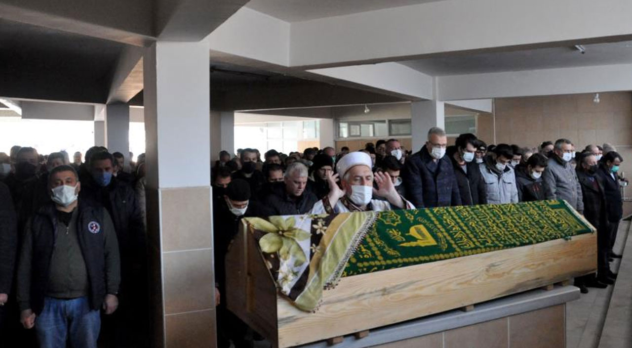 Bursa’da 20 liralık oyun yüzünden cinnet getirdi: Önce eşini sonra kendini vurdu