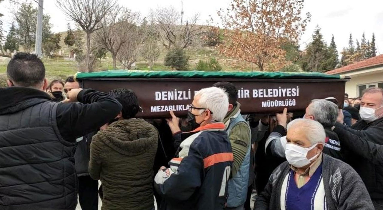 Genç hemşirenin acılı annesinin sözleri yürekleri dağladı Genç hemşirenin acılı annesinin sözleri yürekleri dağladı