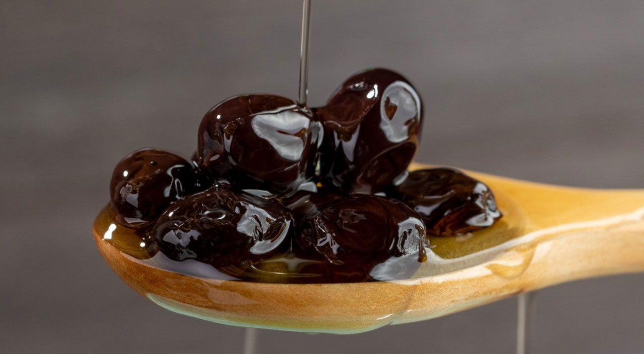 Zeytin çekirdeğinin faydaları inanılmaz, şifa dağıtıyor (Zeytin çekirdeği yutulur mu) Zeytin çekirdeğinin faydaları inanılmaz, şifa dağıtıyor (Zeytin çekirdeği yutulur mu)