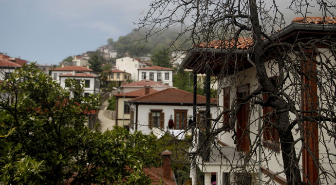 Fransa'dan fındık karşılığında alınan malzemeler ile yapılan şehir: Zeytinlik