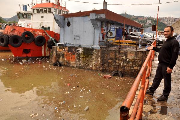 Zonguldak'ta yağmur su baskınlarına neden oldu