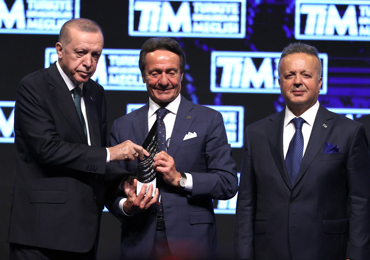 TİM'de rekorlarla dolu ama duygusal veda