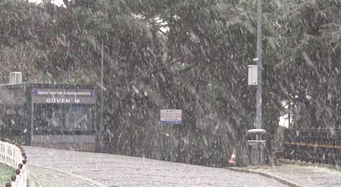 Baharı beklerken kışa döndük: Mart karı sürprizi