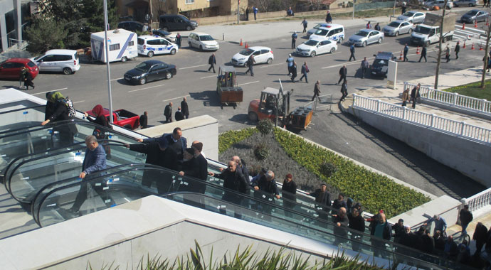 Çamlıca Camisi'ndeki ilk cuma namazı havadan görüntülendi