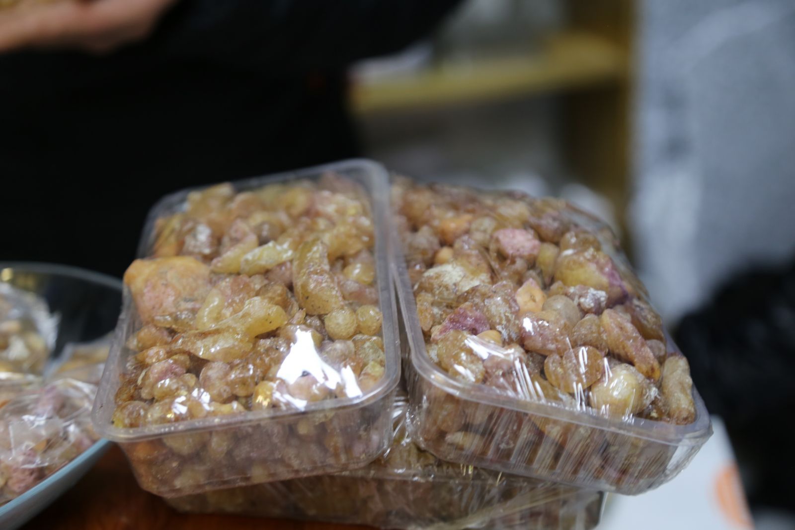 Çam sakızı çoban armağanıydı şimdi çeyrek altınla yarışıyor