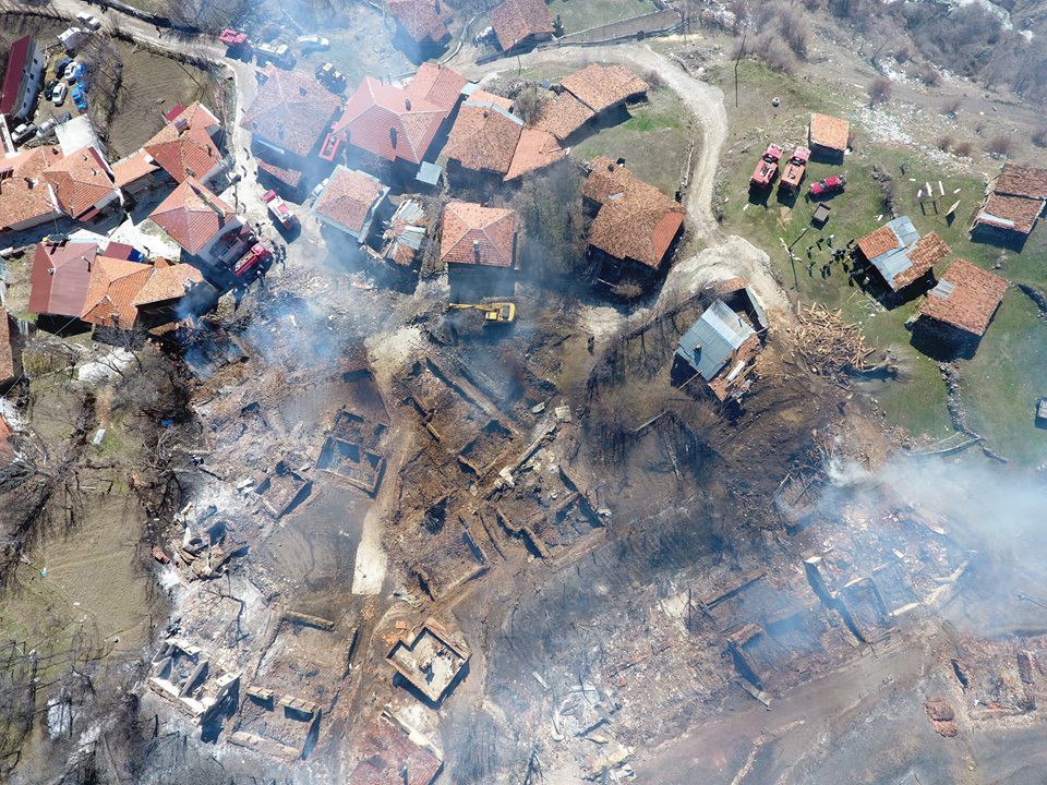 Çankırı'da küle dönen köy havadan böyle görüntülendi