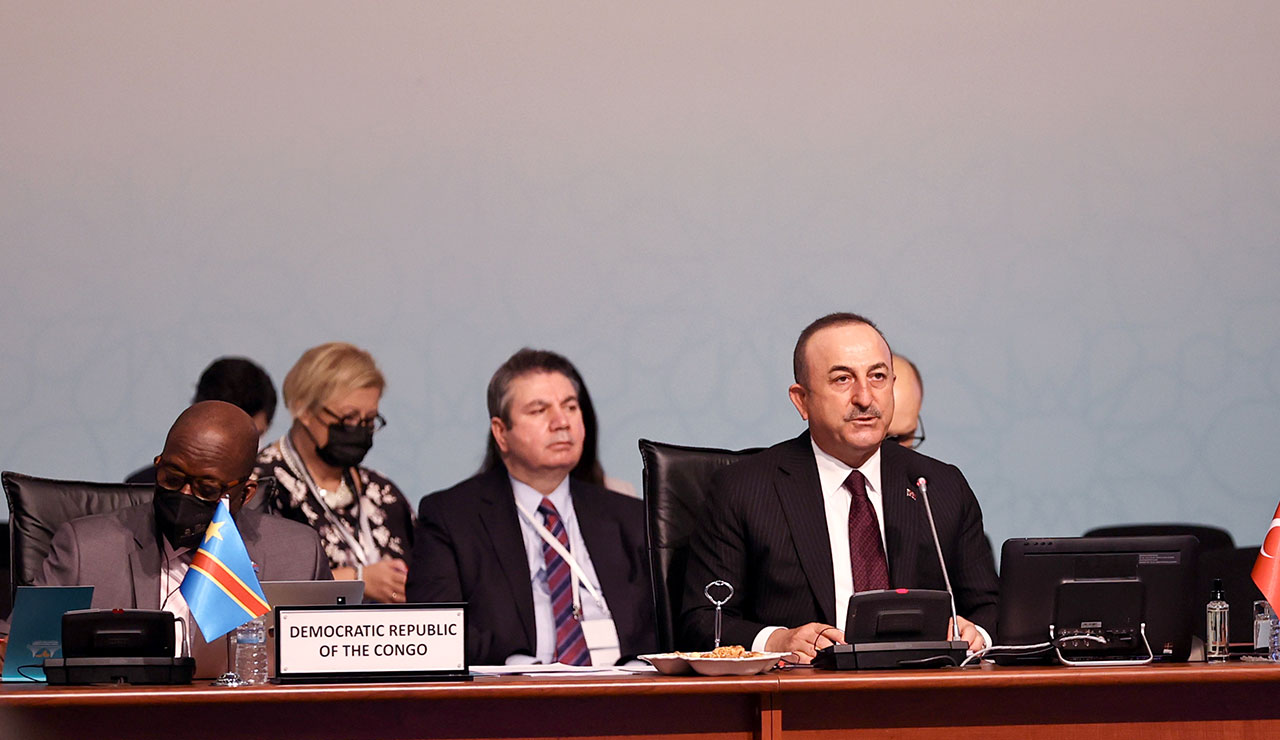 Bakan Çavuşoğlu: Hedefimiz Afrika'yla birlikte kazanmak