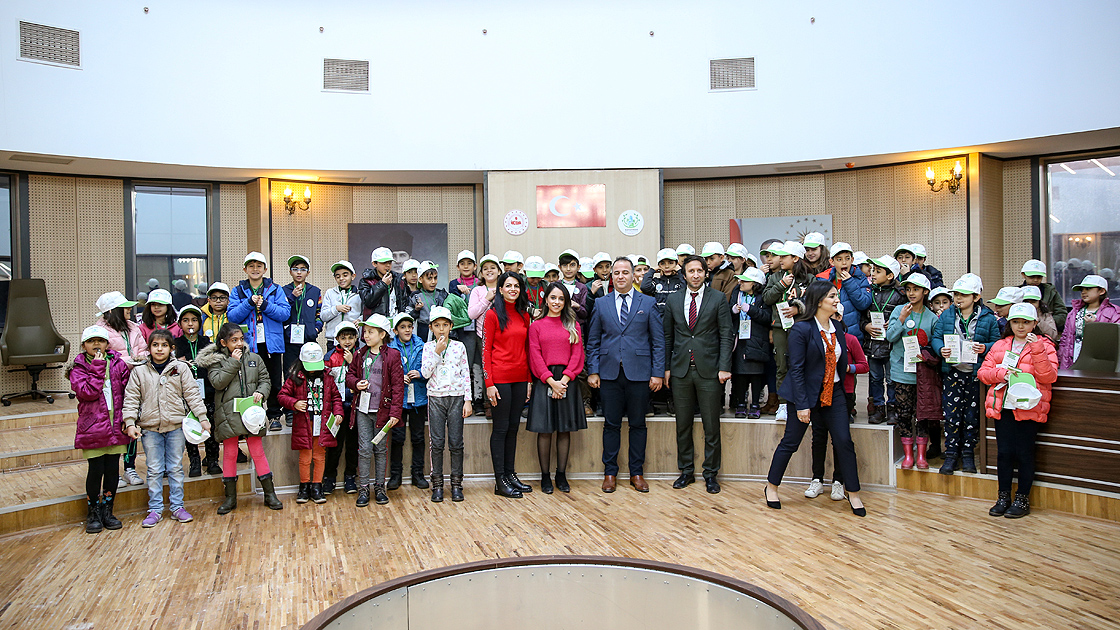 Çevreyi kirletenleri 'minik dedektifler' uyaracak