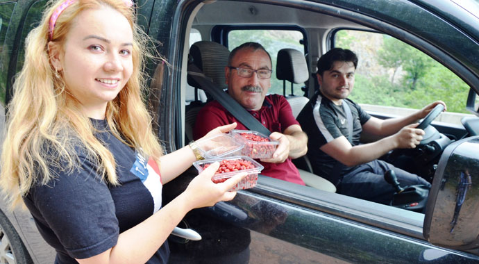 Günde bir kilo toplanabiliyor, taleplere yetişilemiyor