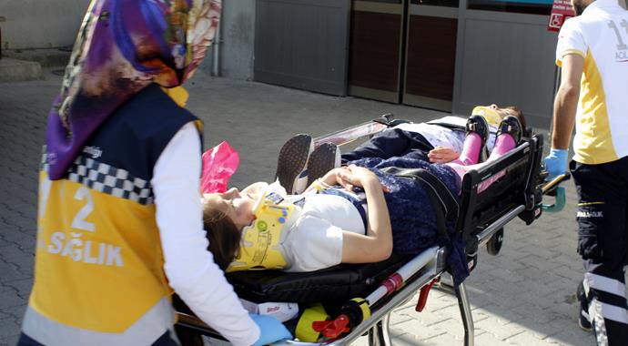 Çorum'da feci kaza: 16 yaralı var