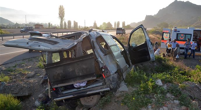 Çorum'da trafik kazası: 5 yaralı